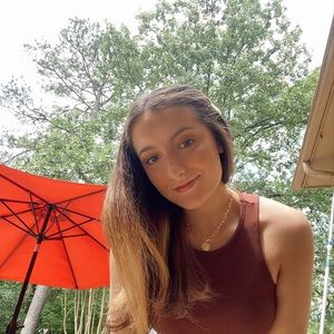 Meet your Posher, Avery